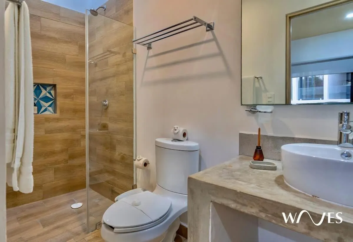 Spacious 1 Bedroom With Great Location & Rooftop Pool By Waves Management Tulum Villa