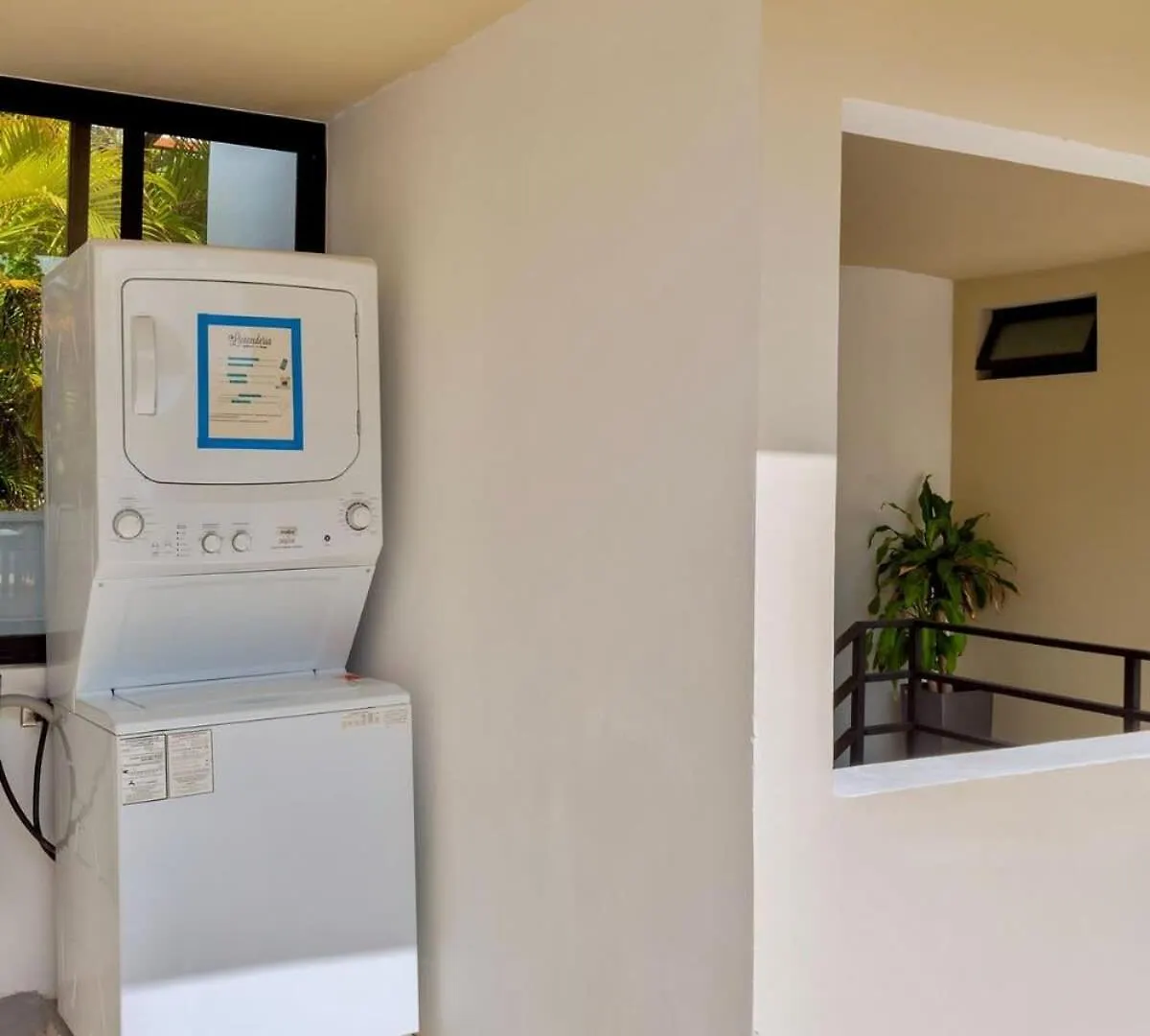 Spacious 1 Bedroom With Great Location & Rooftop Pool By Waves Management Tulum Villa